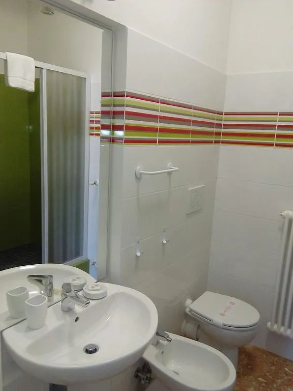 Gardenia Guest House Forlì 3*,